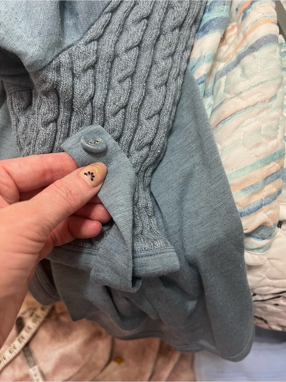 St. John Blue Open Cardigan Sweater
Small Medium P 3/4 Sleeve - Picture 7 of 14